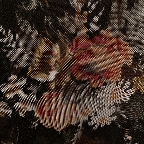 See-Through Floral Top - Picture 3 of 3